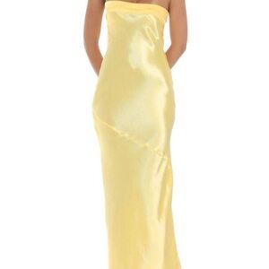Chic Strapless Yellow Gown